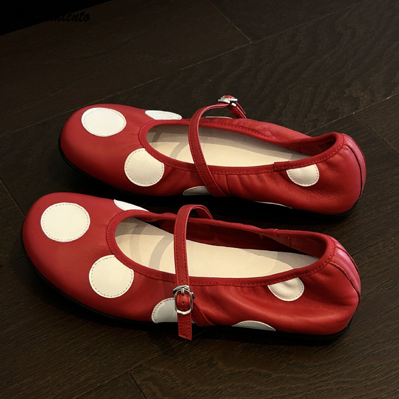 Vintage Fashion Rome - Zapatos Mary Jane Vintage con Puntos,