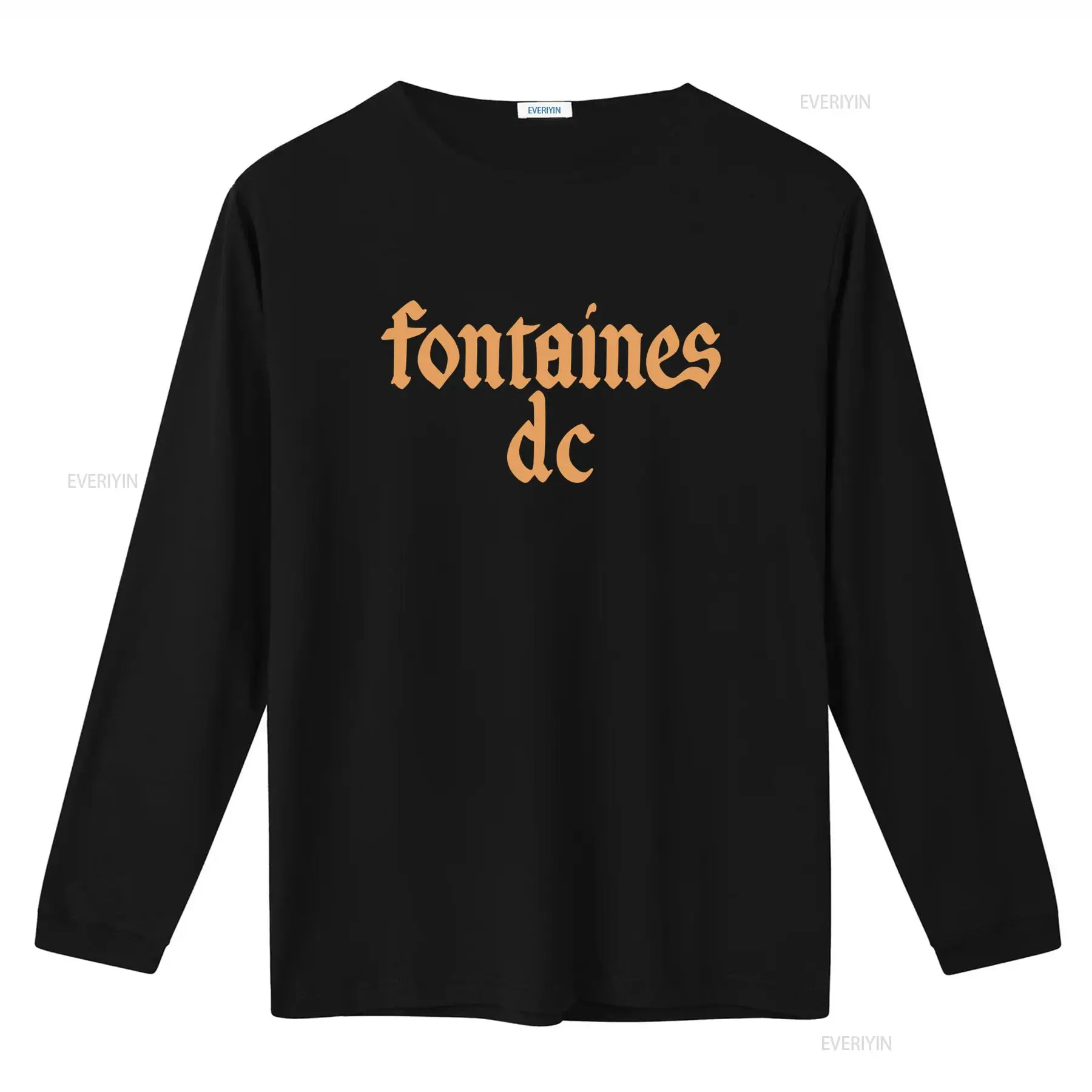 Camiseta negra 'Gothic Logo' d - Vintage Flannel Shirt reseña y precio