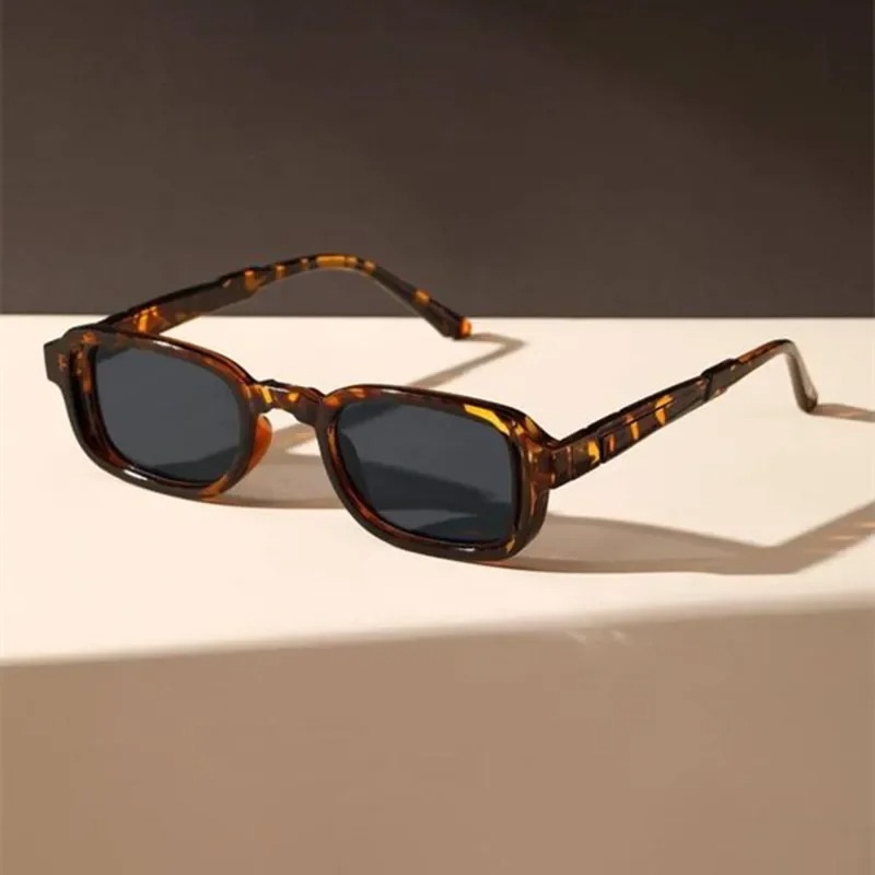 Gafas de Sol Rectangulares de  - Vintage Fashion Girl reseña y precio